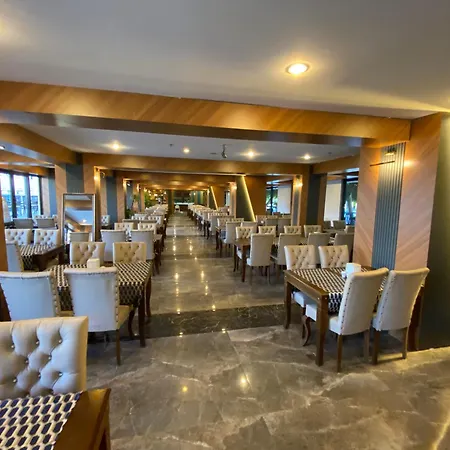 Semesteranläggning (resort) Yesiloez 4*